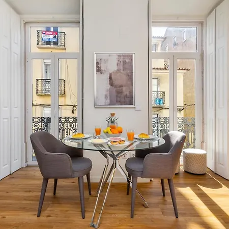 Whome | Alcantara Smart Daire